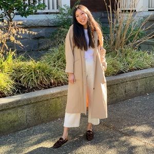 Meet your Posher, Becca